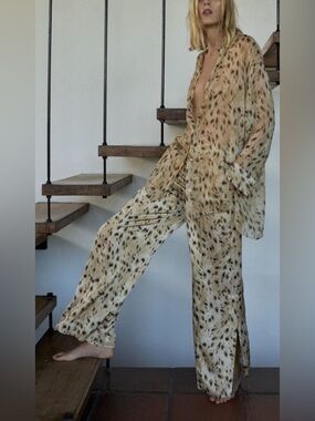 ZARA Satin Animal Print Wide Leg Pants High Waist Slit Hem Size S